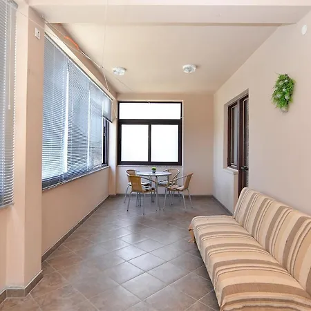 Apartment Irena 531 Pula