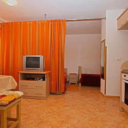 Irena 531 Apartment *