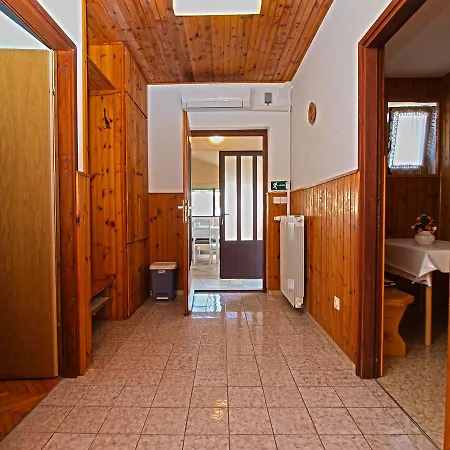 Appartamento Irena 531 Pola